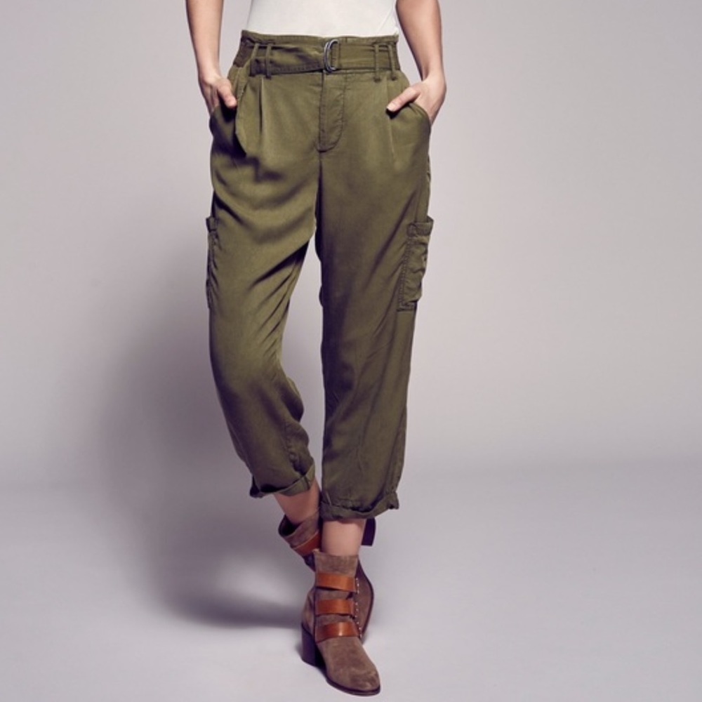 [free people] NWT army cropped pants